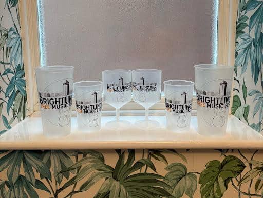 Wholesale pallets of branded cups